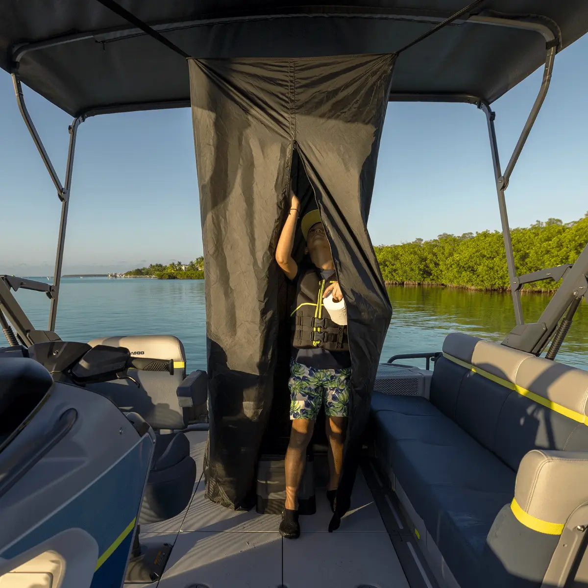 Sea-Doo Switch Pop-Up Changing Room And Emergency Toilet 295101419