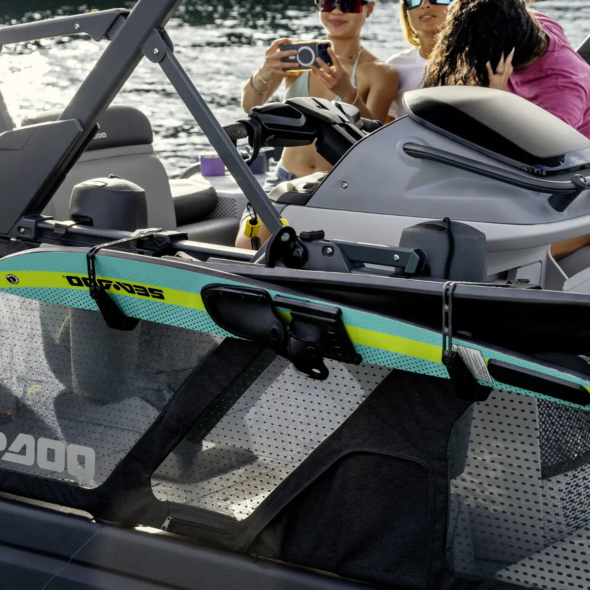 295101438 Sea-Doo Switch Pontoon LinQ Waterski Holder